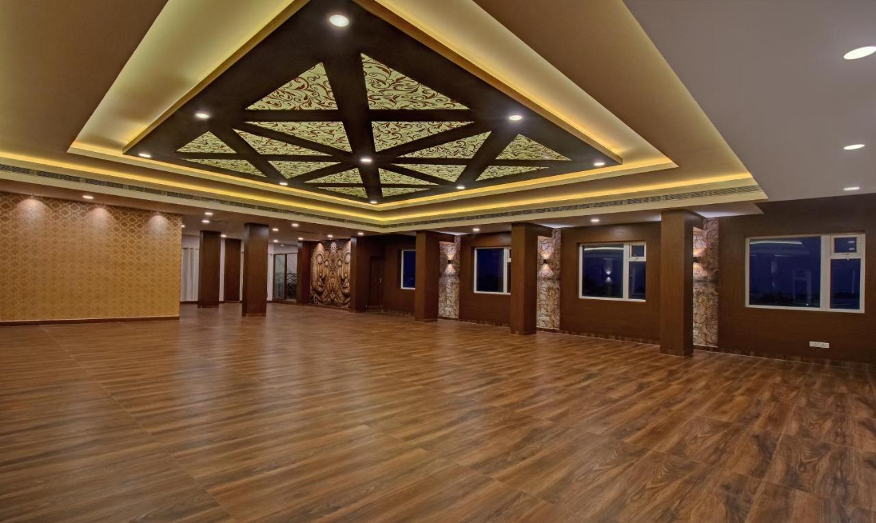 Hotel Treebo Trend Palm Tree Chennai Exterior foto